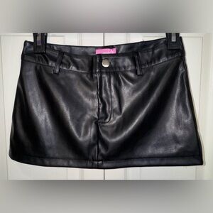 EDIKTED Frances Low Rise Faux Leather Miniskort size XS NWT